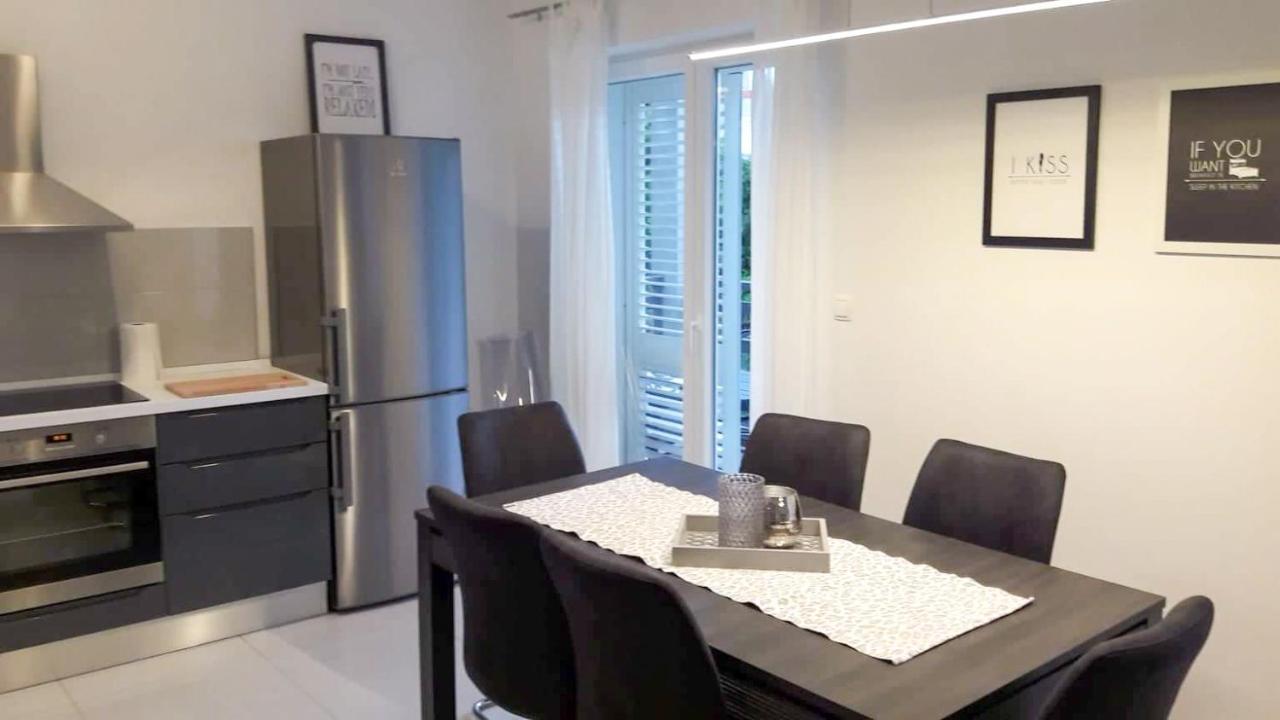 Apartman Ivana Подгора Экстерьер фото